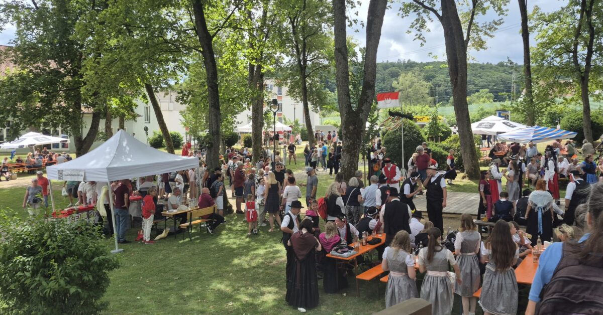 Informationsstand und Kirchweihtreffen Fränkischer Bund in Treuchtlingen